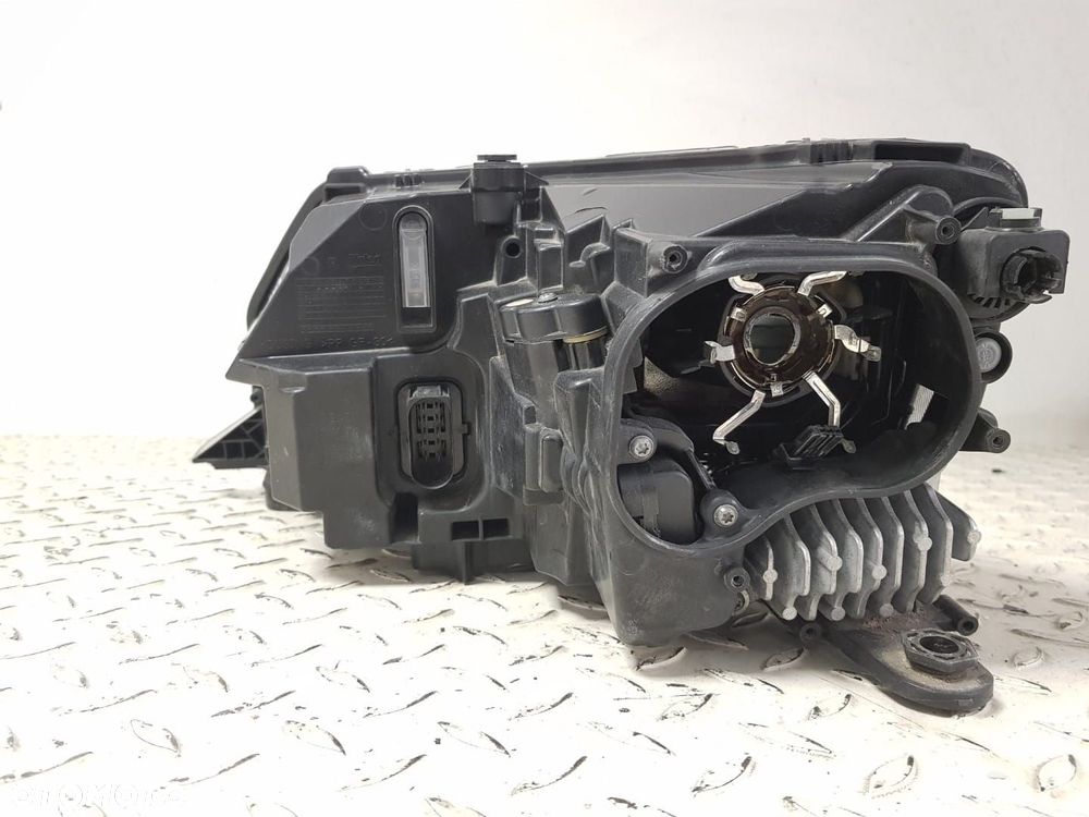 LAMPA PRAWA PRZEDNIA PRZÓD REFLEKTOR XENON LED SKODA RAPID LIFT 16-19 EUROPA 5JB941016C - 9