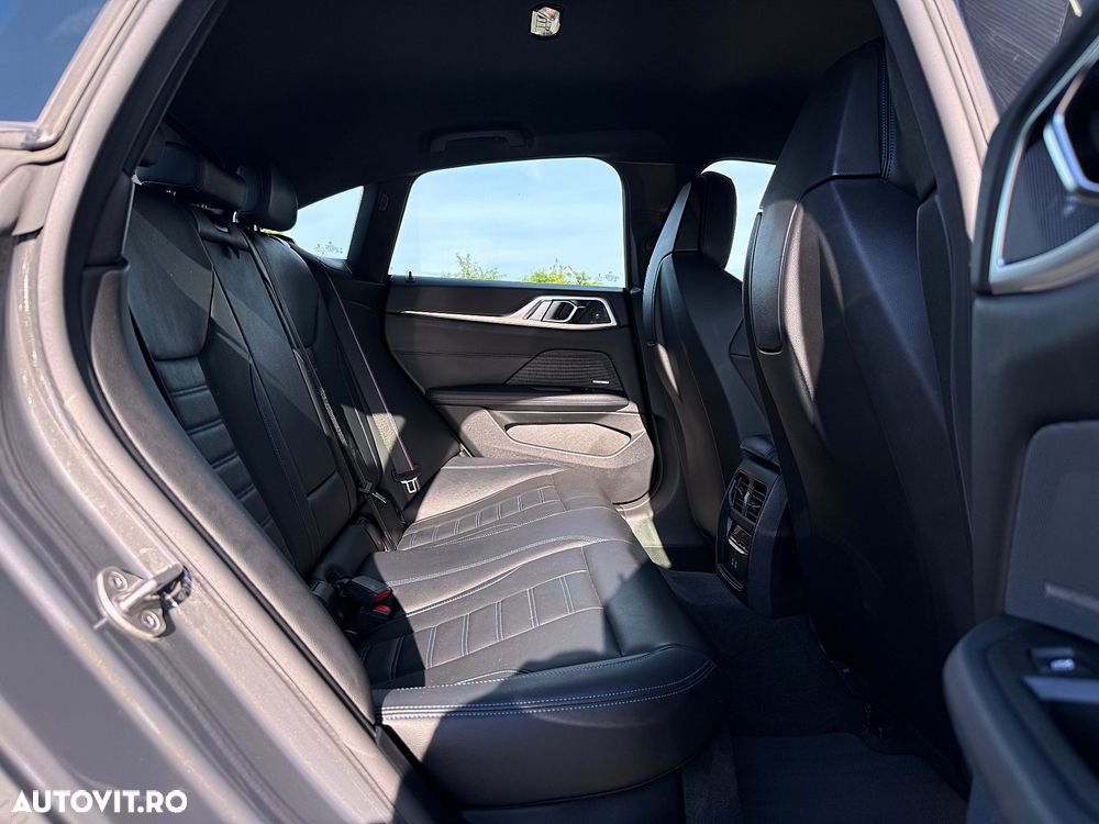 BMW M4 M440i xDrive AT MHEV - 27
