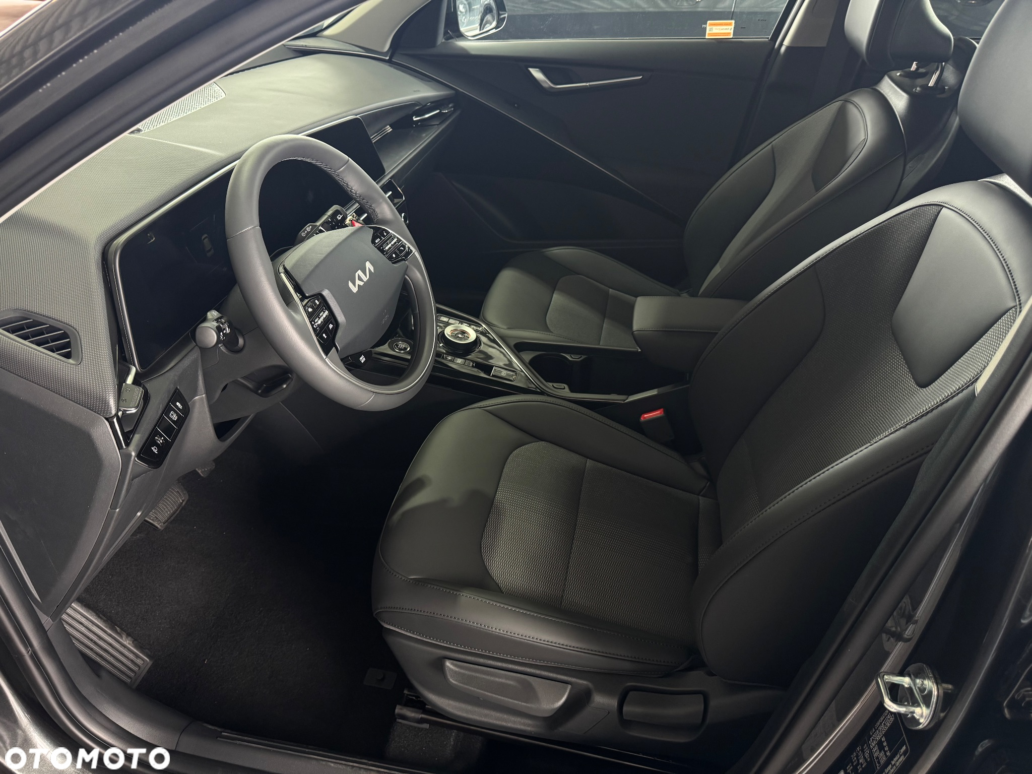 Kia Niro 1.6 GDI Hybrid L - 9