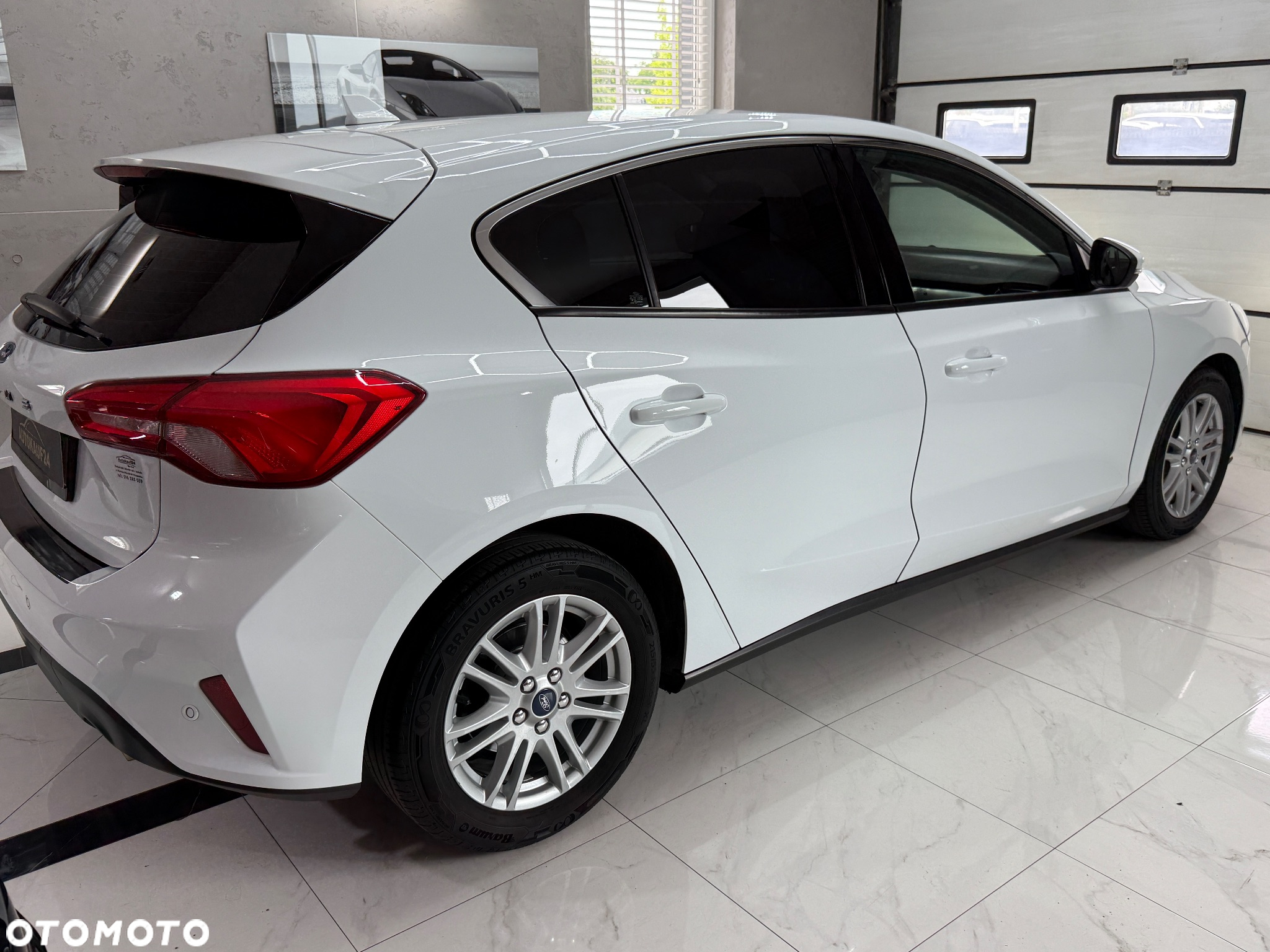 Ford Focus 1.0 EcoBoost Active - 10