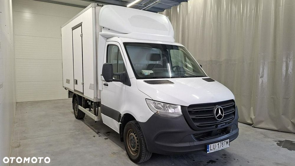 Mercedes-Benz Sprinter - 3