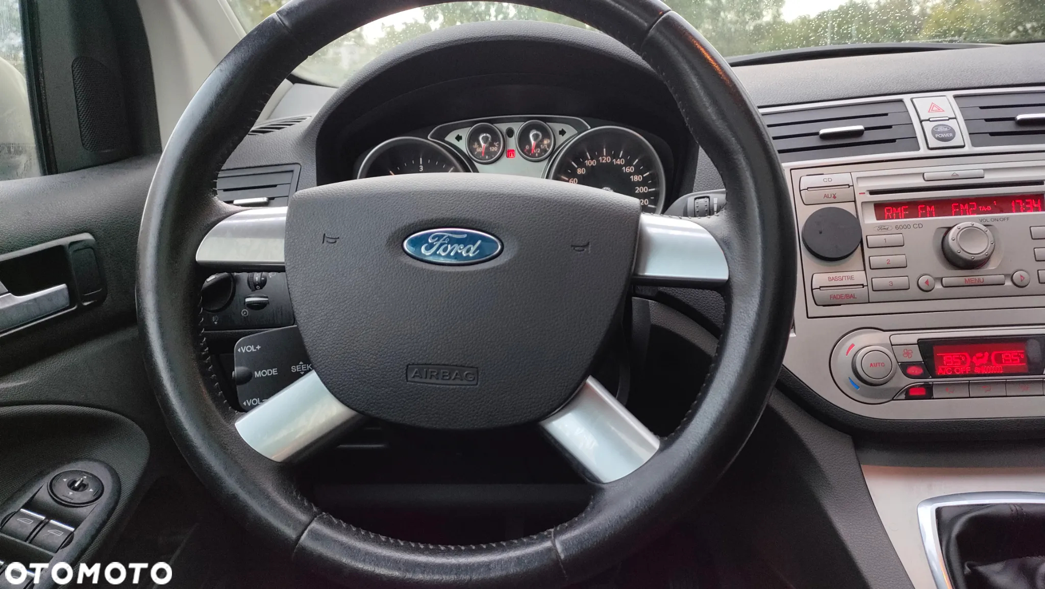 Ford Kuga 2.0 TDCi Individual - 13