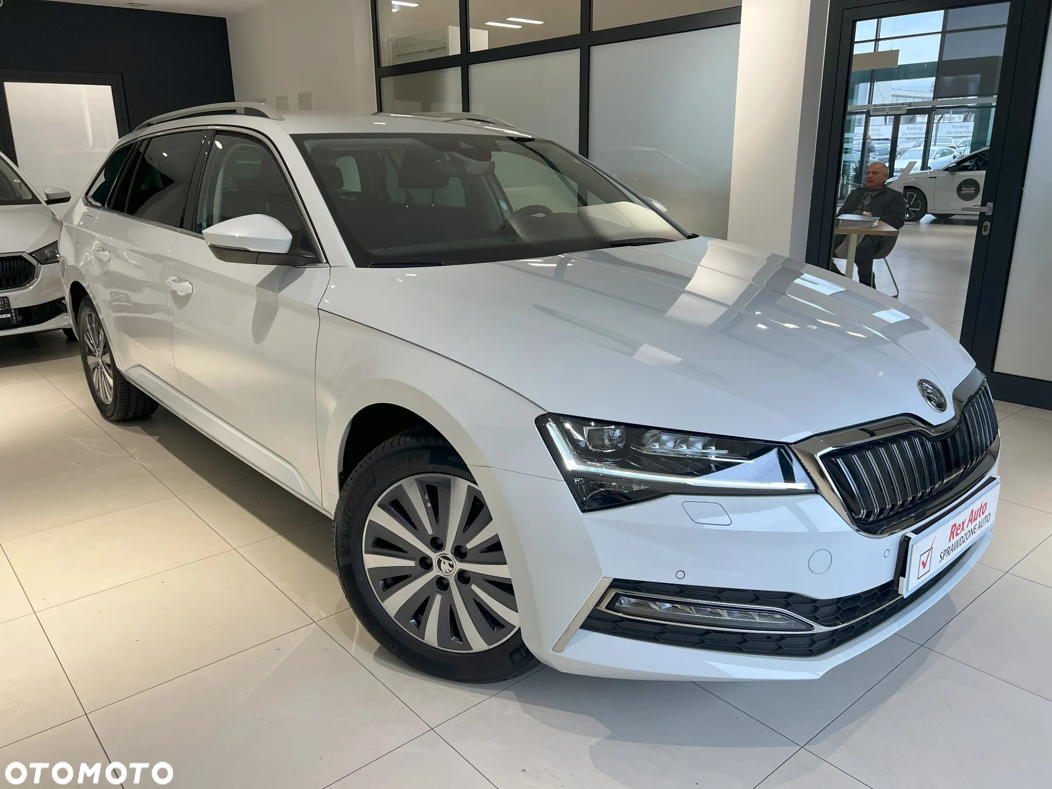 Skoda Superb 1.4 TSI Plug-In Hybrid Style DSG - 4