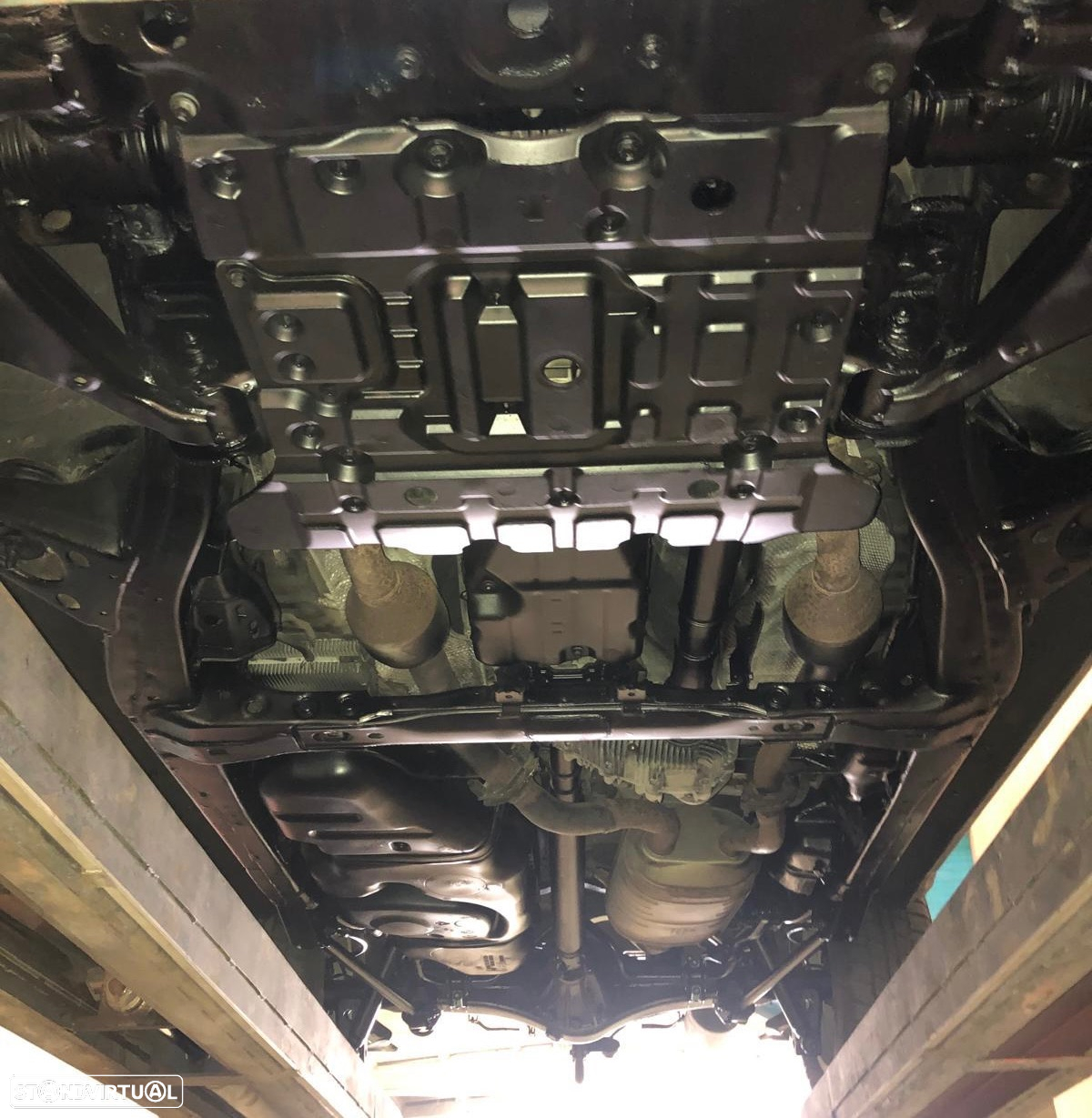 Toyota Land Cruiser 4.5 D-4D V8 - 24