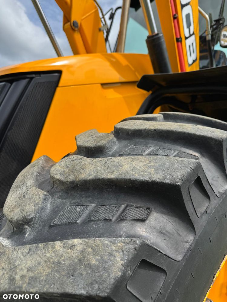 JCB 4 CX - 11