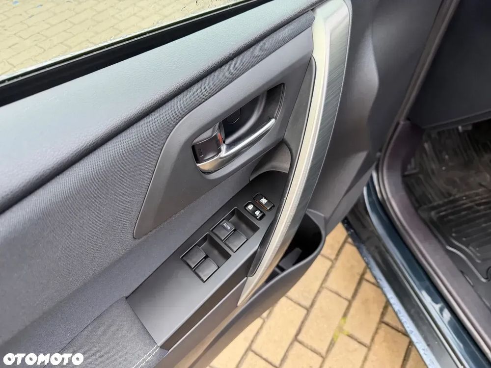 Toyota Auris 2.0 D-4D Edition - 22