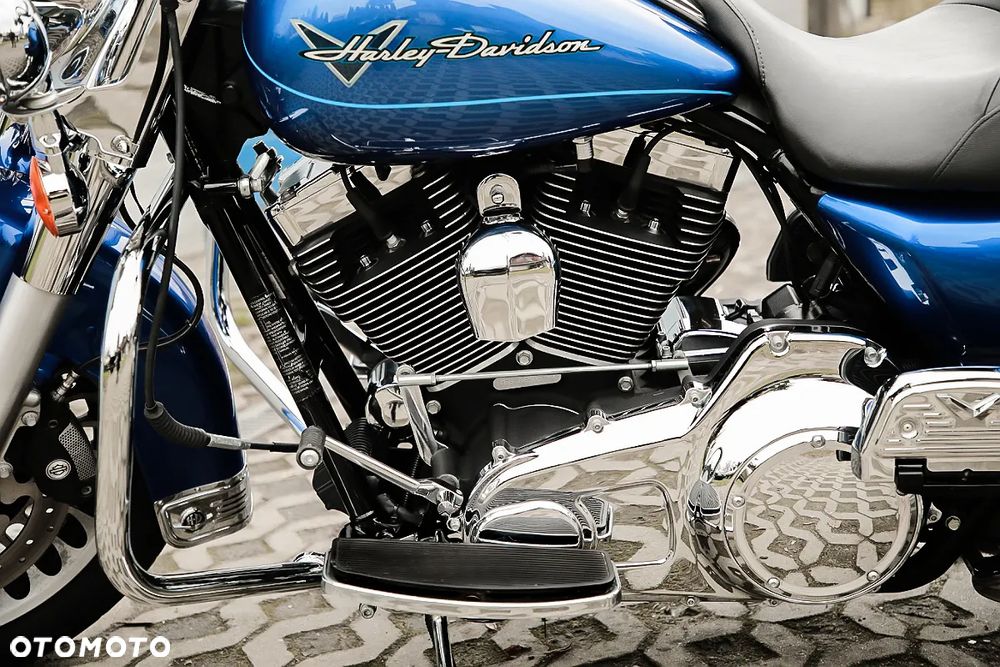 Harley-Davidson Touring Road King - 9