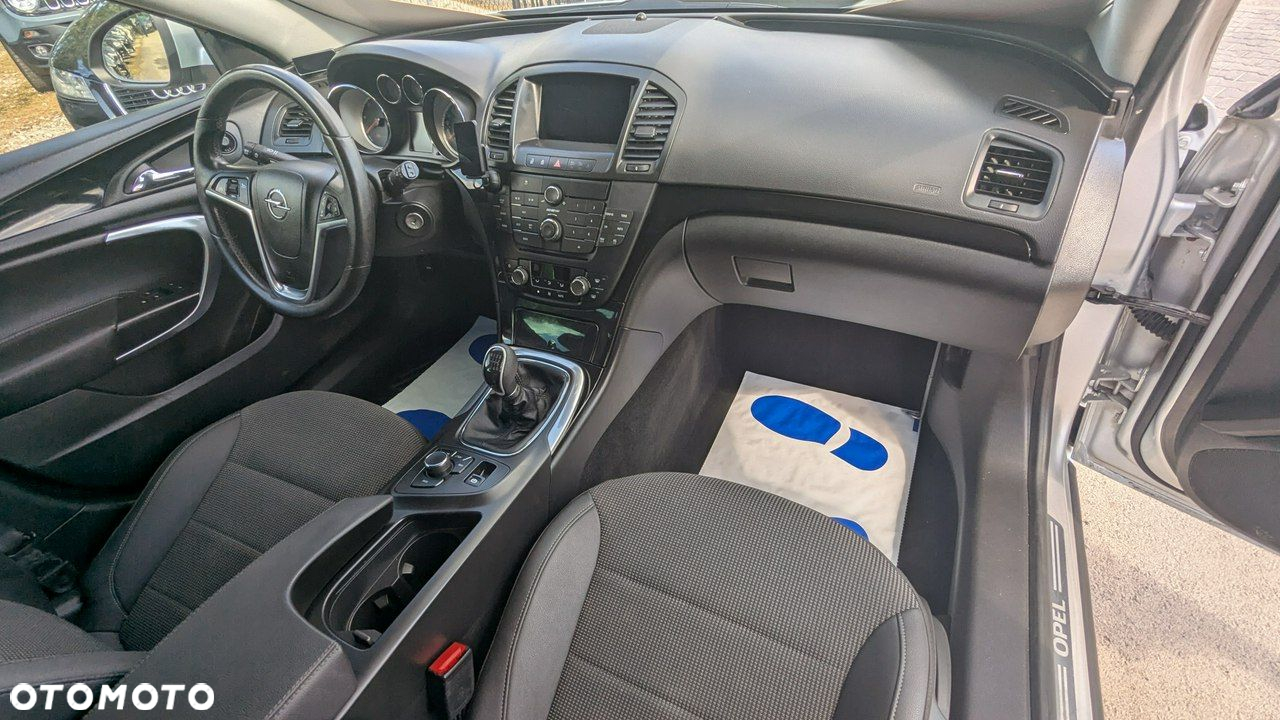 Opel Insignia - 19