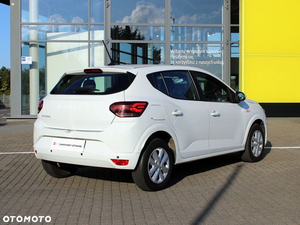 Dacia Sandero - 6