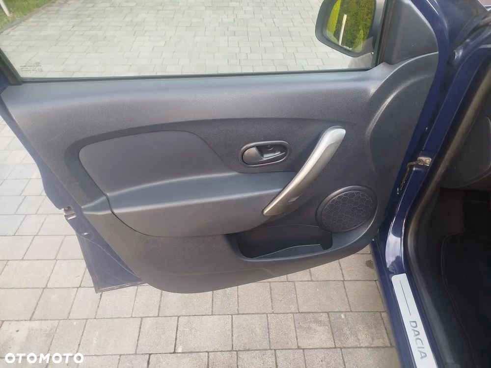 Dacia Sandero 1.2 16V 75 Laureate - 11