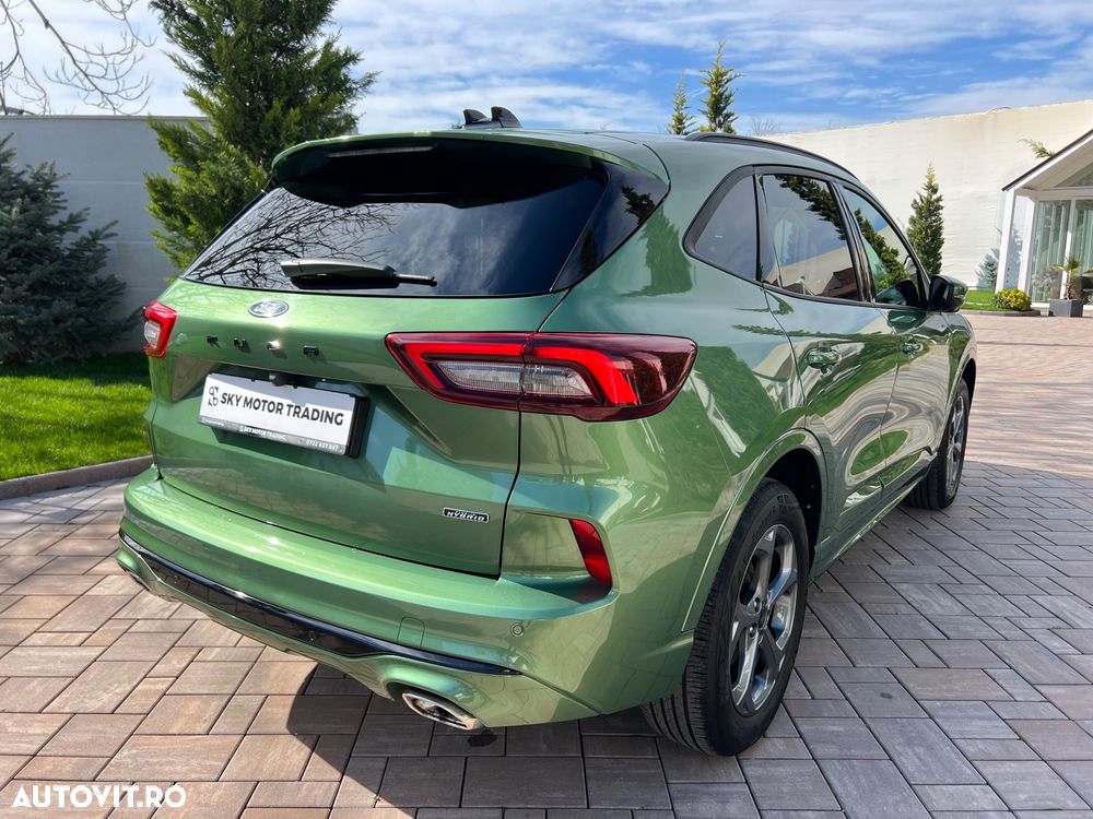 Ford Kuga 2.5 Duratec FWD PHEV ST-Line X - 32