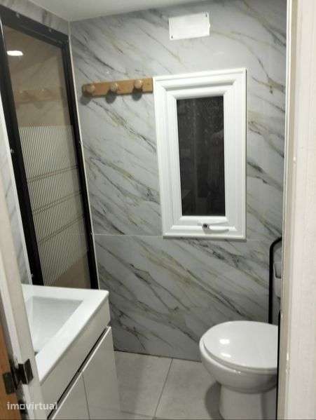 Vendo casa mobil home modelo inglês toda Renovada T2 - Grande imagem: 4/12
