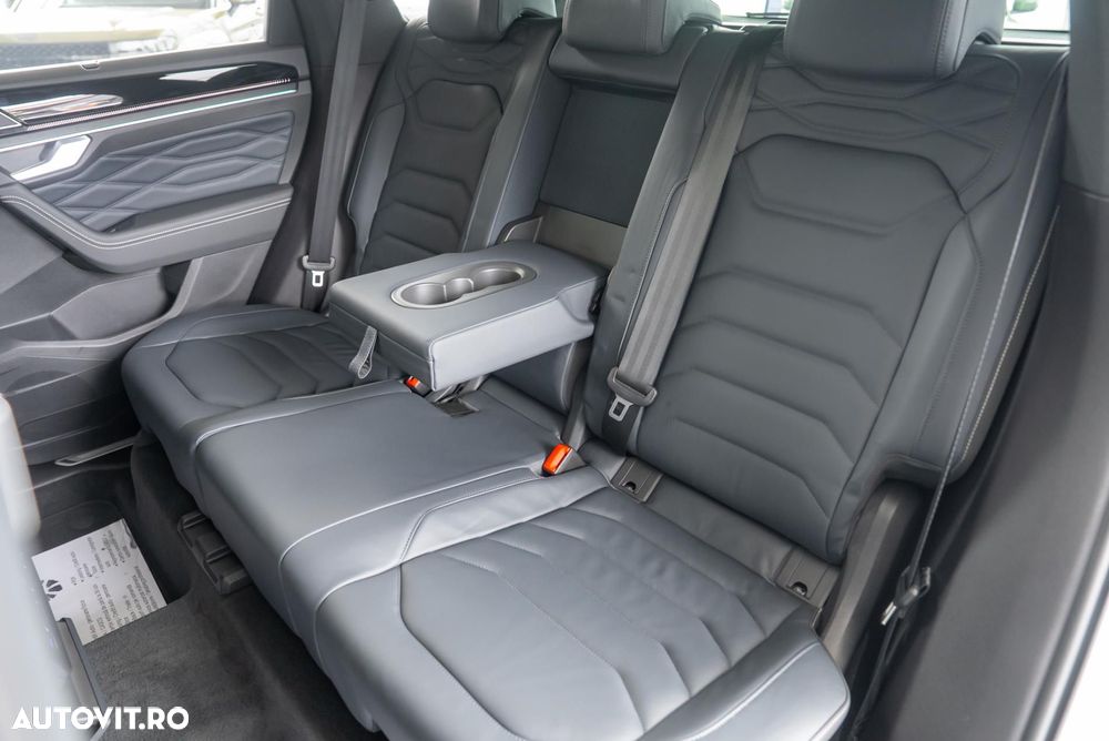 Volkswagen Touareg 3.0 V6 TDI SCR 4Motion Automatik Elegance - 31