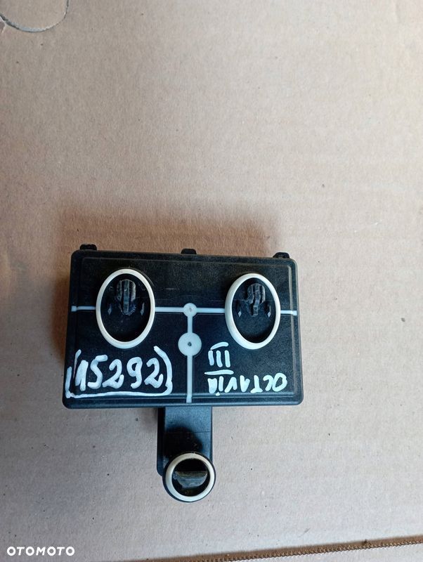 SKODA OCTAVIA III 3 STEROWNIK MODUŁ DRZWI 5Q4959593K - 1