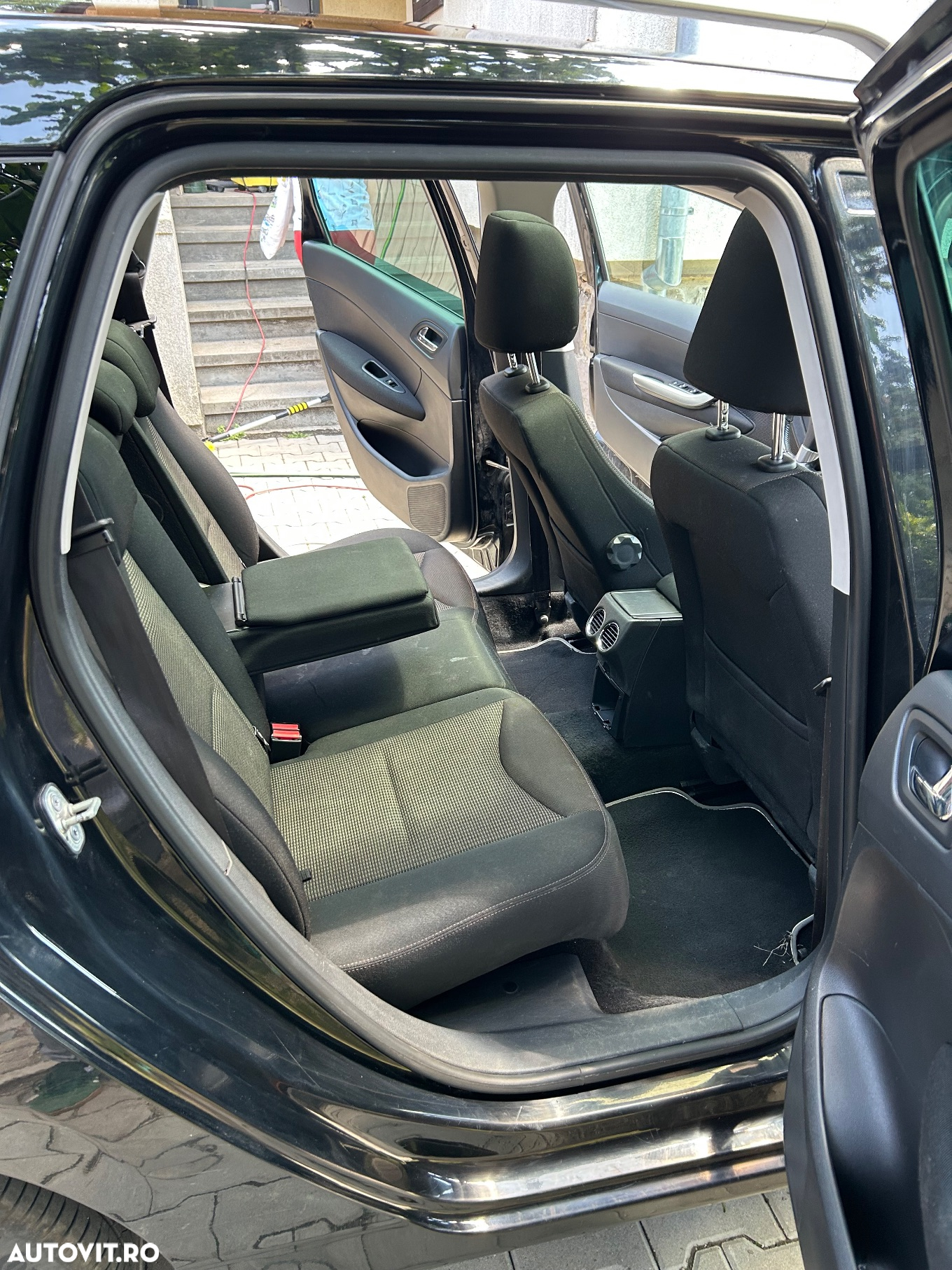 Peugeot 308 SW 1.6 e-HDI FAP STT Active - 17