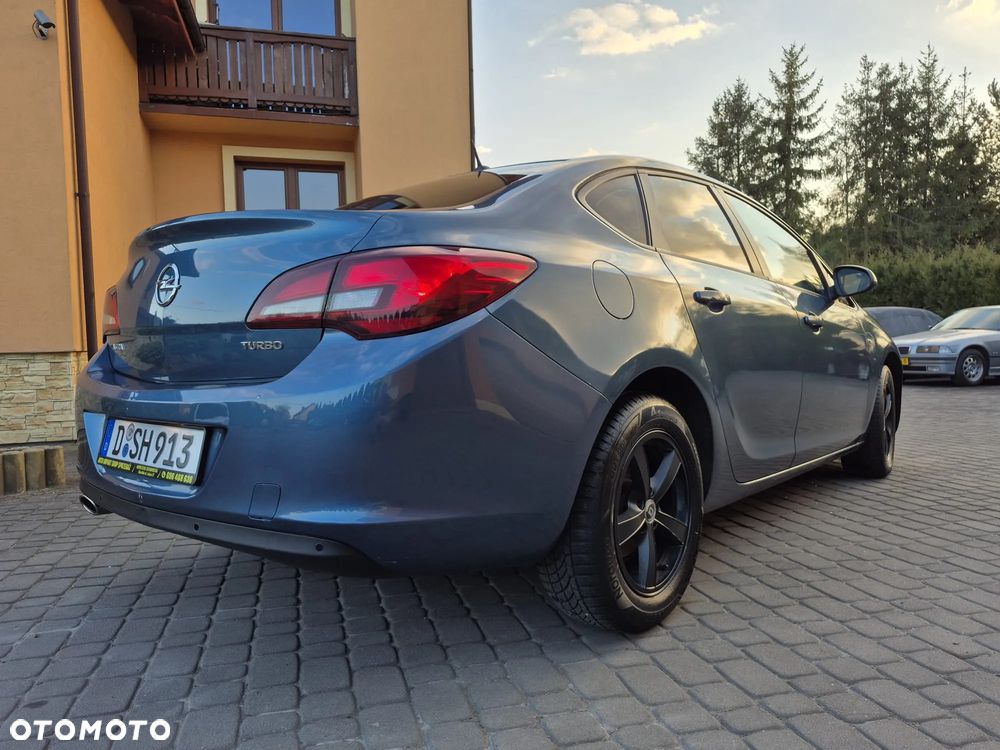 Opel Astra 1.6 Edition Plus - 3