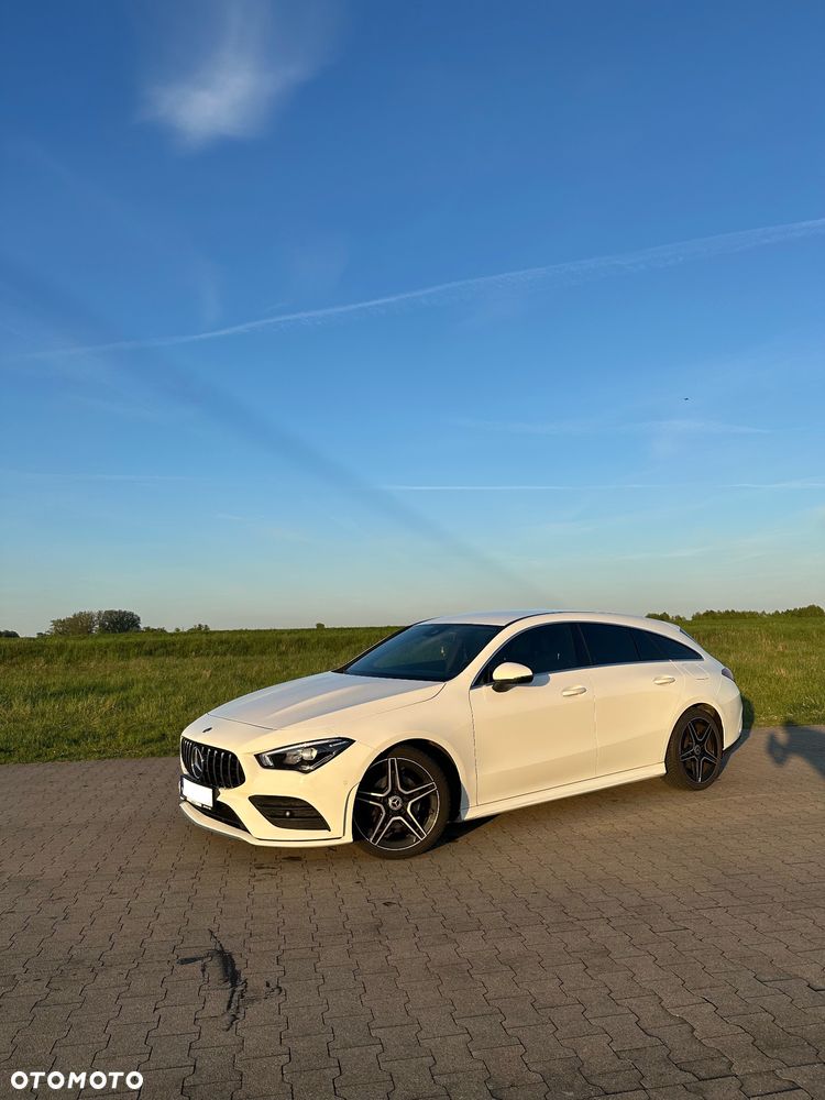 Mercedes-Benz CLA 180 7G-DCT AMG Line - 1