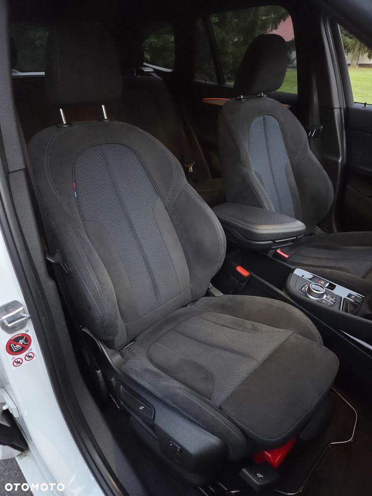 BMW X1 xDrive20i M Sport - 23
