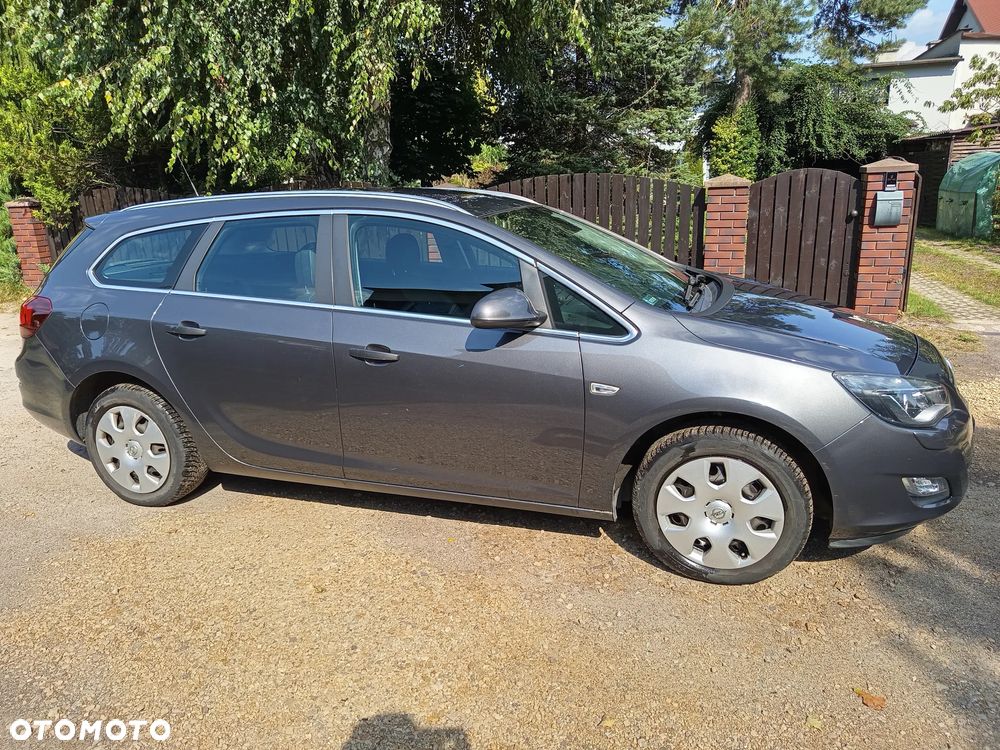 Opel Astra 1.4 Turbo - 9