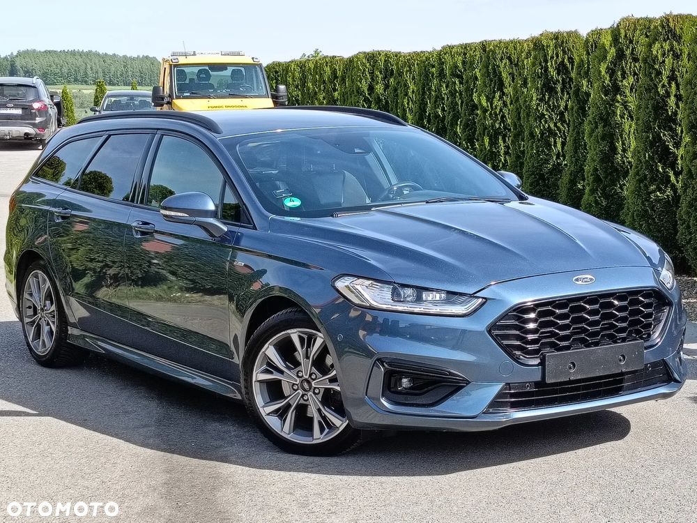 Ford Mondeo - 36