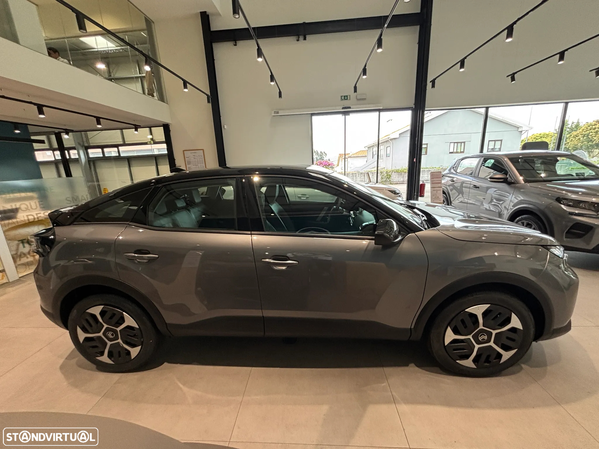 Citroën C4 1.2 PureTech Plus EAT8 - 7