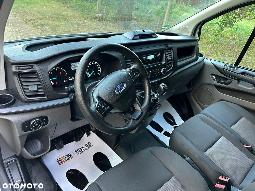 Ford Transit Custom - 11