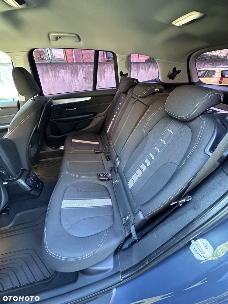 BMW Seria 2 218d Sport Line - 12