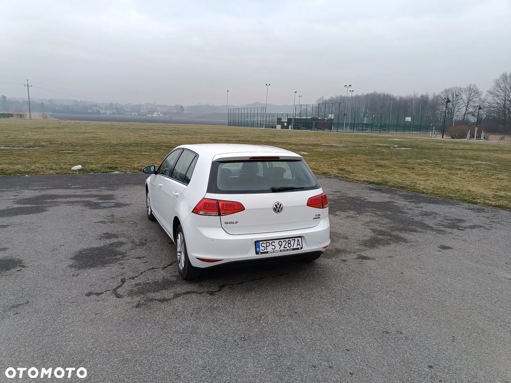 Volkswagen Golf 1.2 TSI BMT Trendline Perfectline - 5