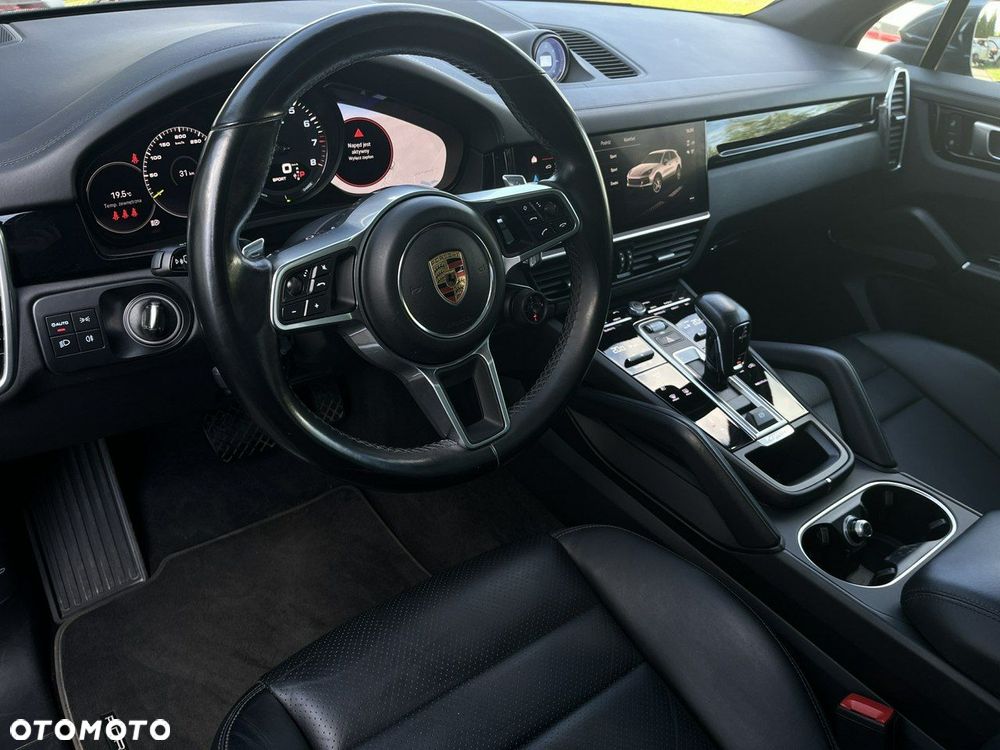 Porsche Cayenne E-Hybrid - 16