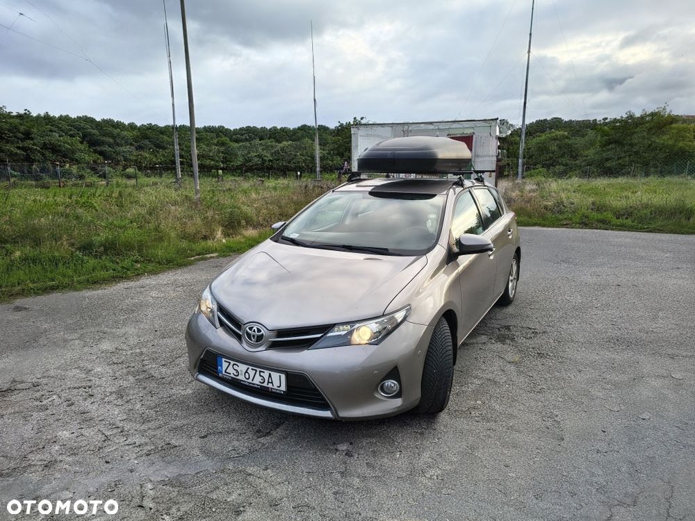 Toyota Auris - 2