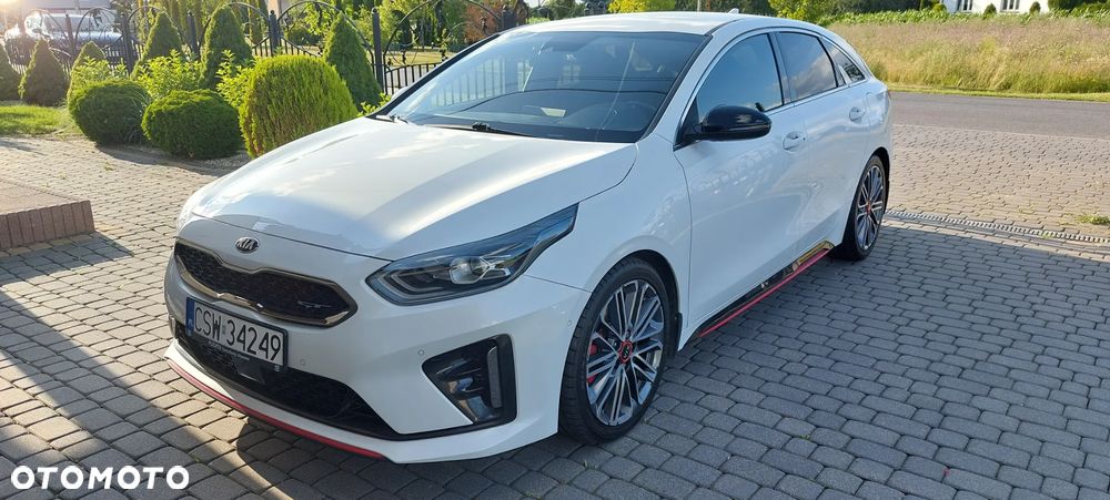 Kia ProCeed - 1