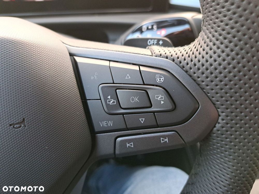 Volkswagen T-Roc 1.5 eTSI R-Line DSG - 31
