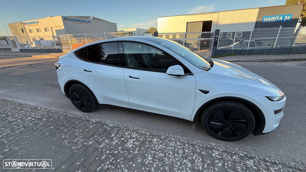 Tesla Model Y Long Range Tração Traseira - 2