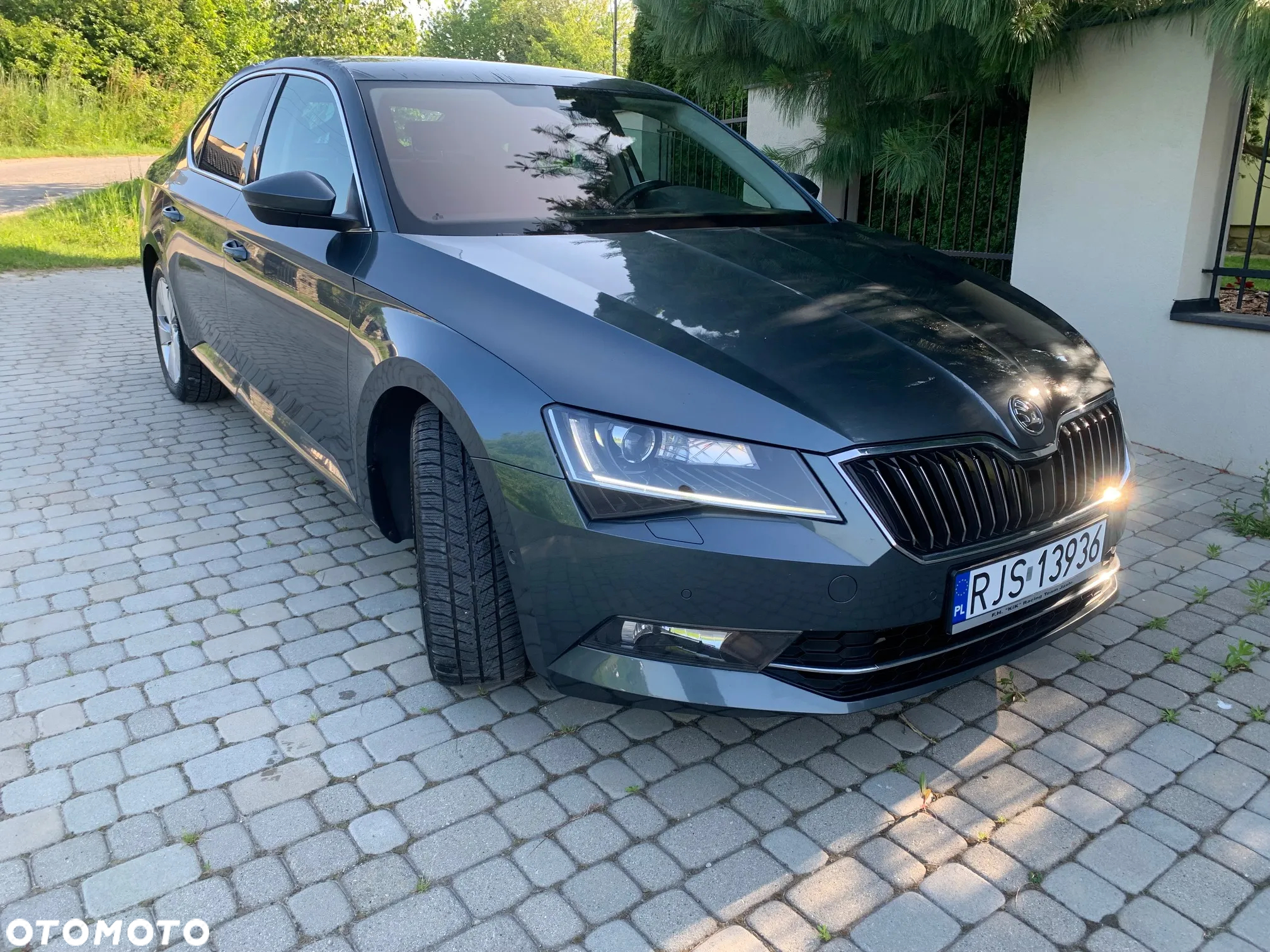 Skoda Superb 2.0 TDI 4x4 Style DSG - 8