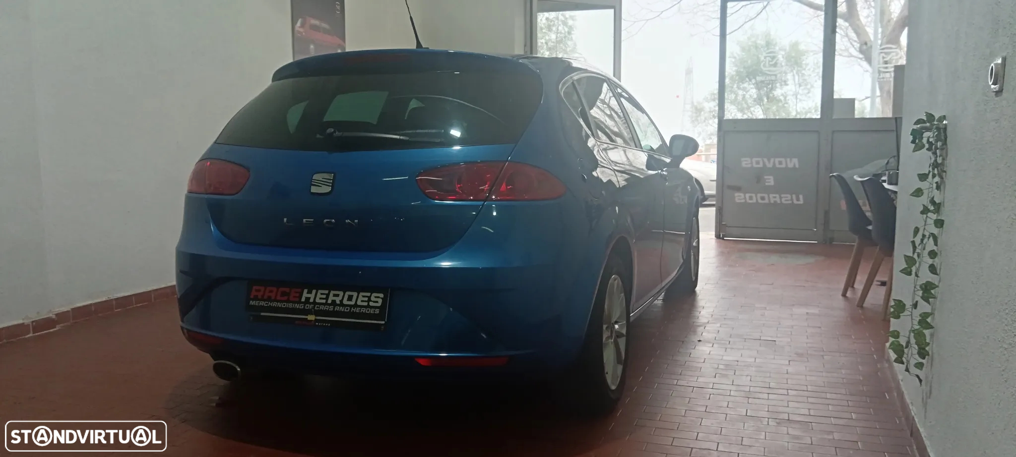 SEAT Leon 1.6 TDI DPF Ecomotive Style Copa - 4
