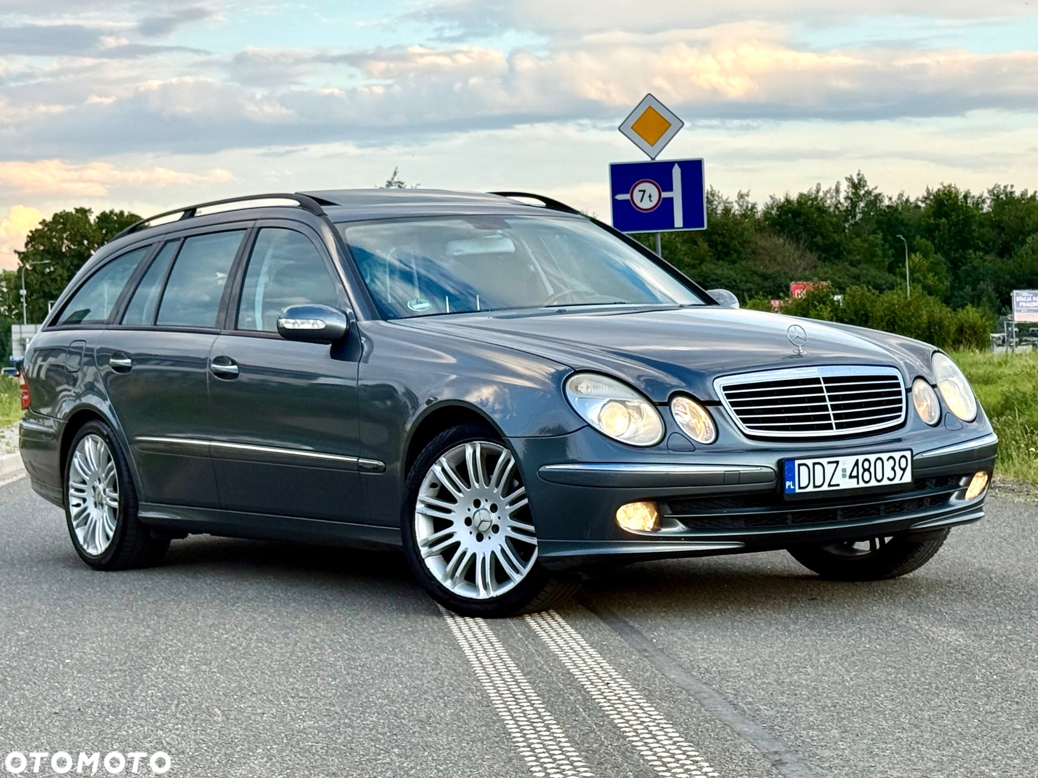 Mercedes-Benz Klasa E - 2