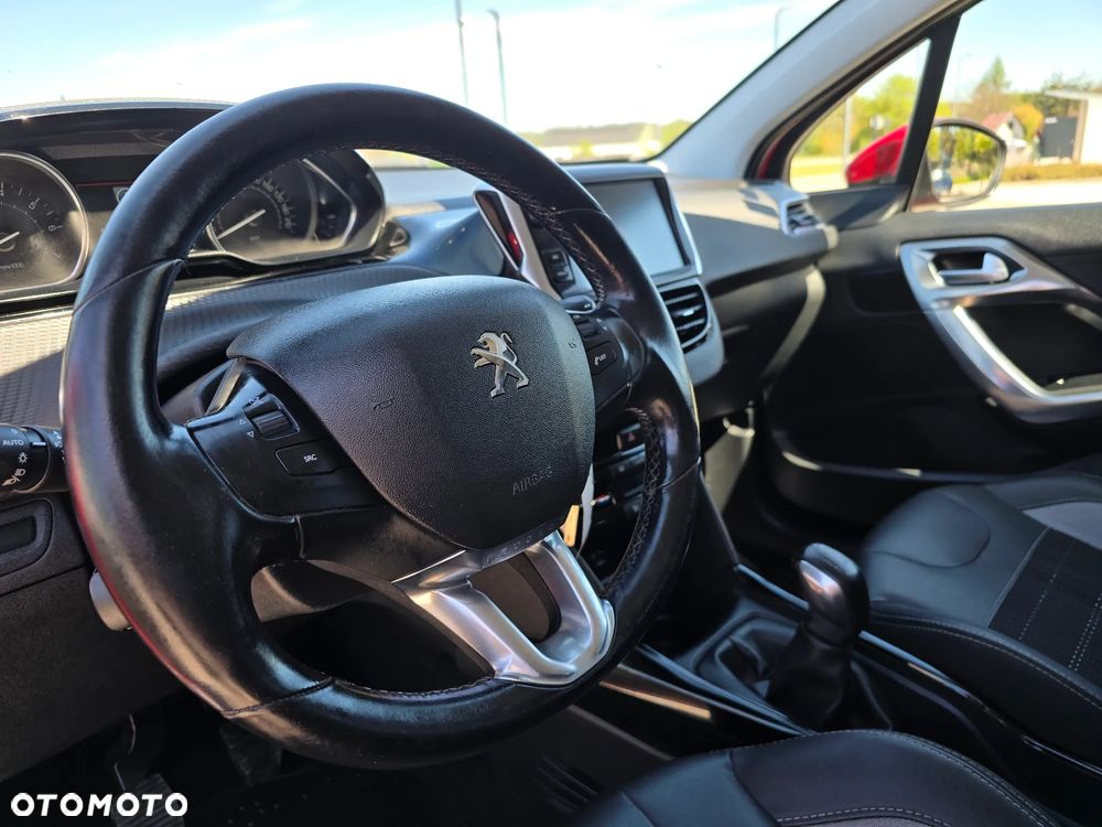 Peugeot 2008 - 13