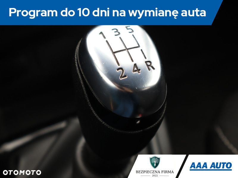 Renault Clio - 19