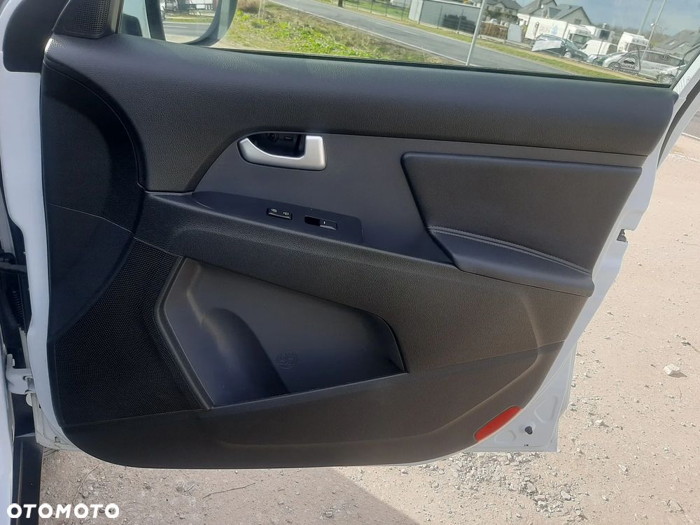 Kia Sportage 2.0 GDI 2WD Vision - 35