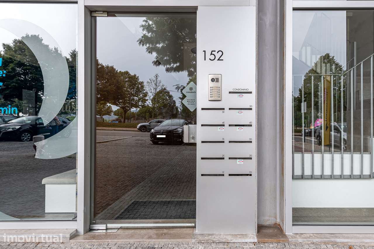 T2 (Mobilado) – Lordelo | Paredes
Preço: 350.000€ 
(Preço Negociável) - Grande imagem: 2/39