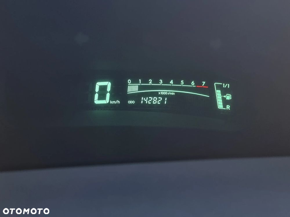 Toyota Yaris 1.0 VVT-i - 17