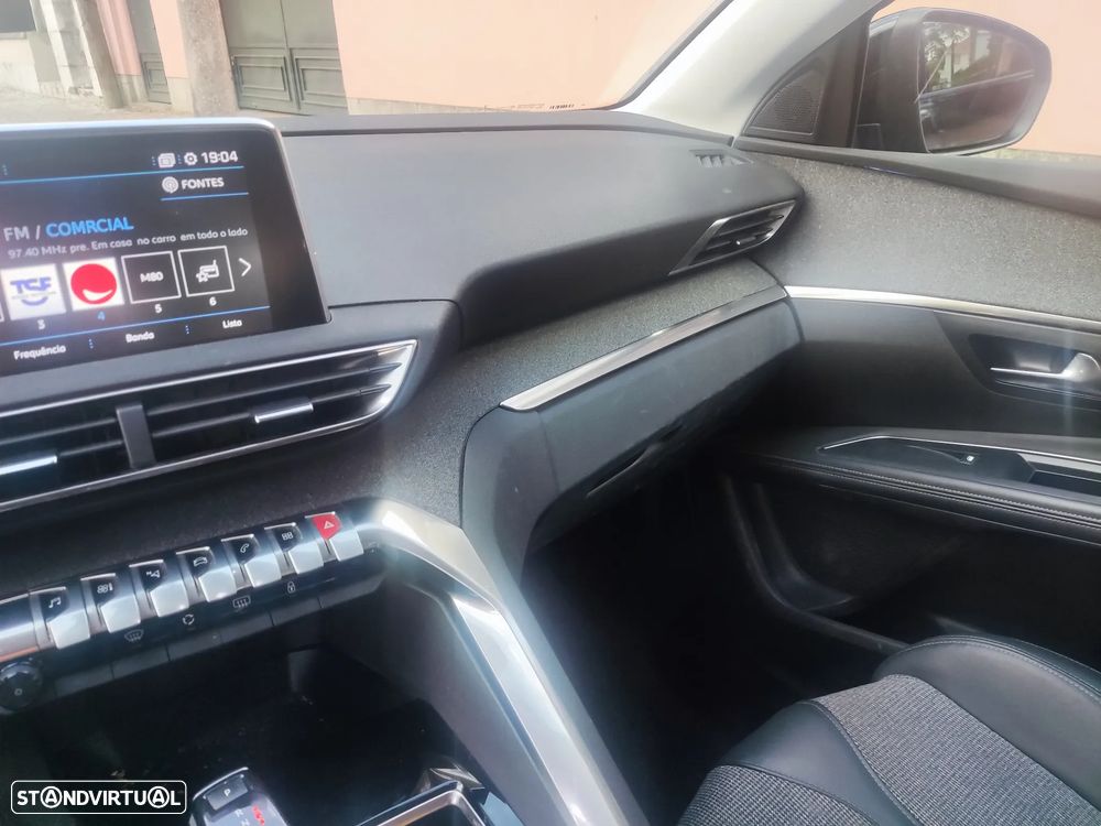 Peugeot 5008 1.5 BlueHDi Allure Pack EAT8 - 7
