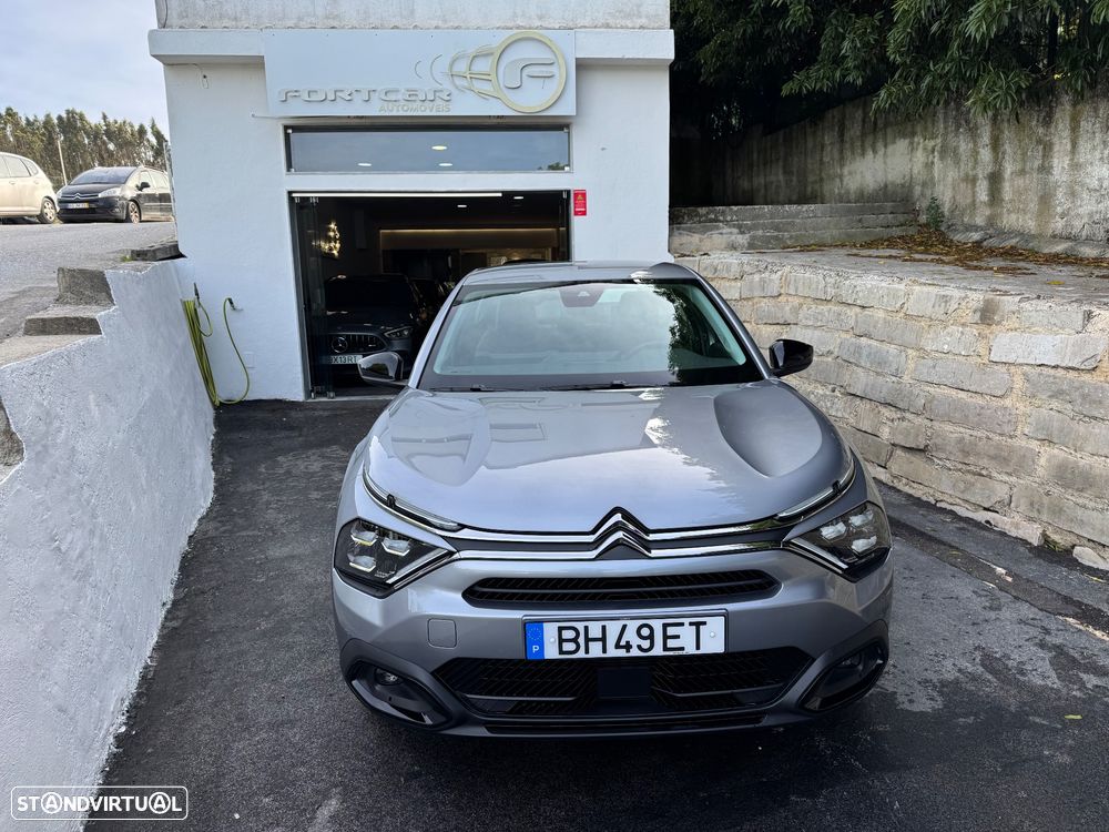 Citroën C4 X 1.2 PureTech Plus EAT8 - 1