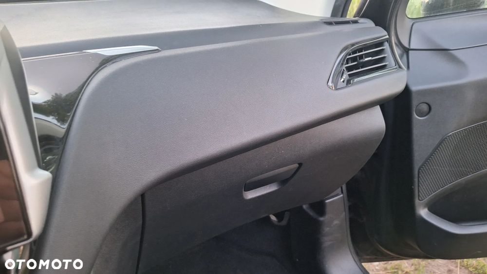 Peugeot 208 e-HDi 68 EGS5 Stop&Start Active - 6