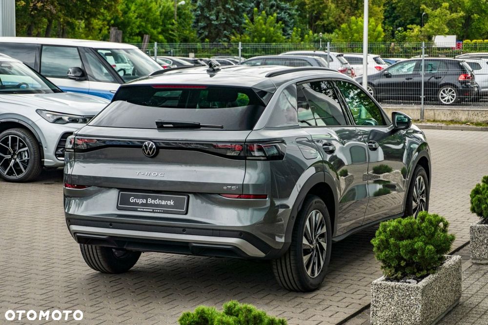 Volkswagen T-Roc - 8