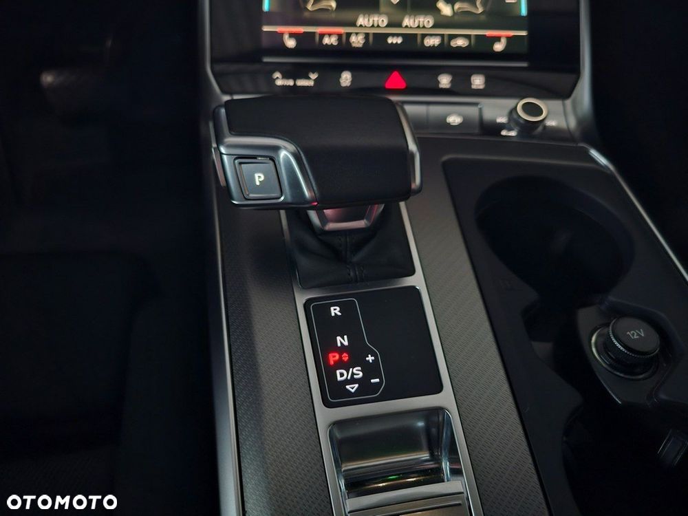 Audi A6 Avant - 26