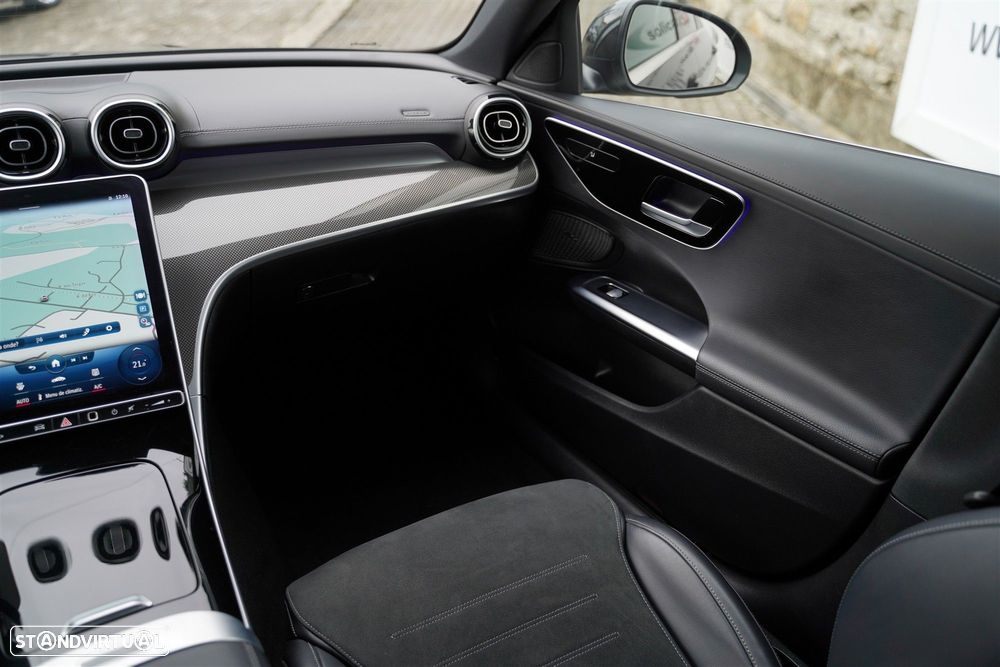 Mercedes-Benz C 300 d AMG Line - 25