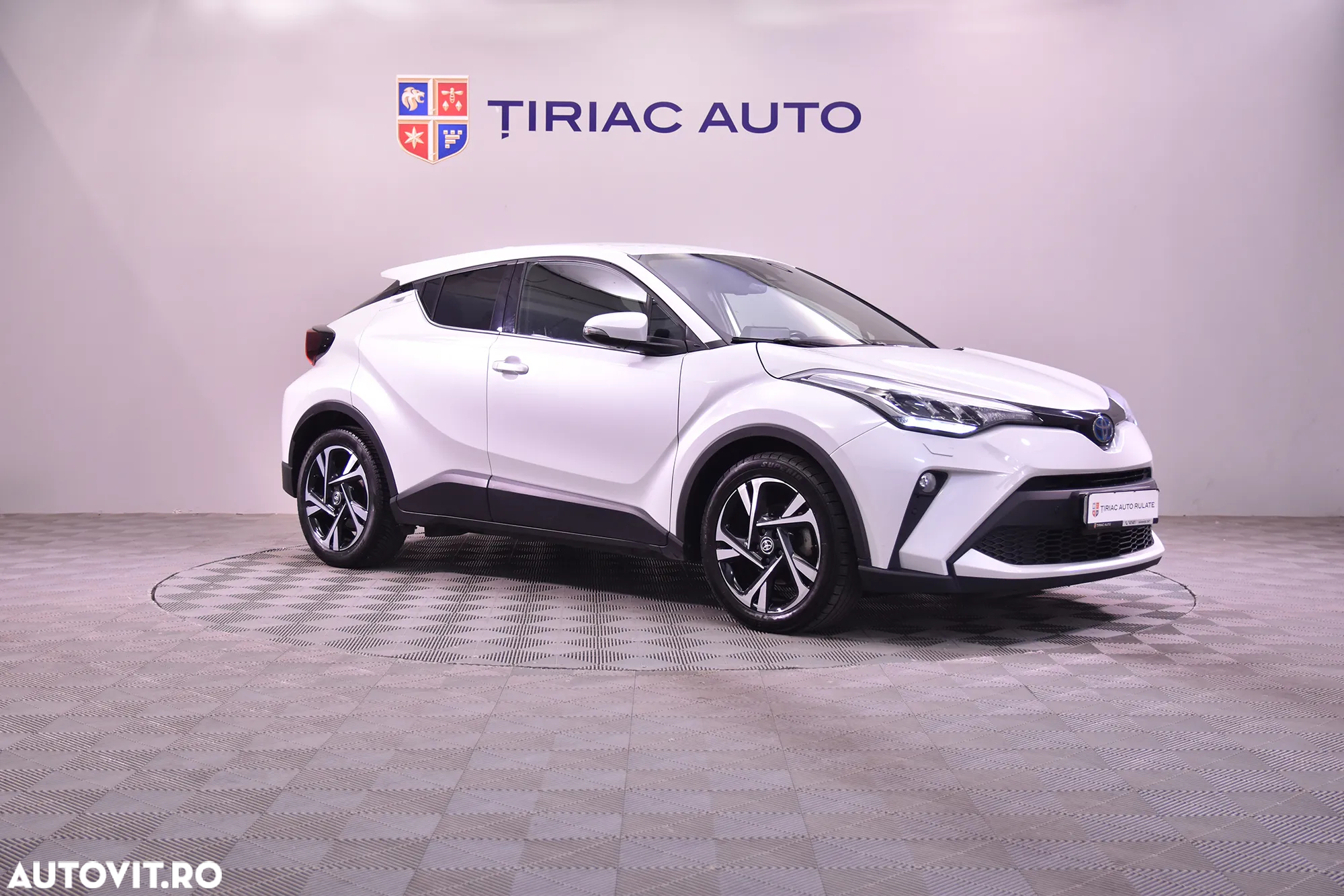 Toyota C-HR - 7