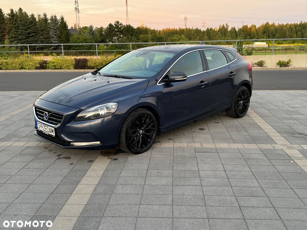Volvo V40 - 9