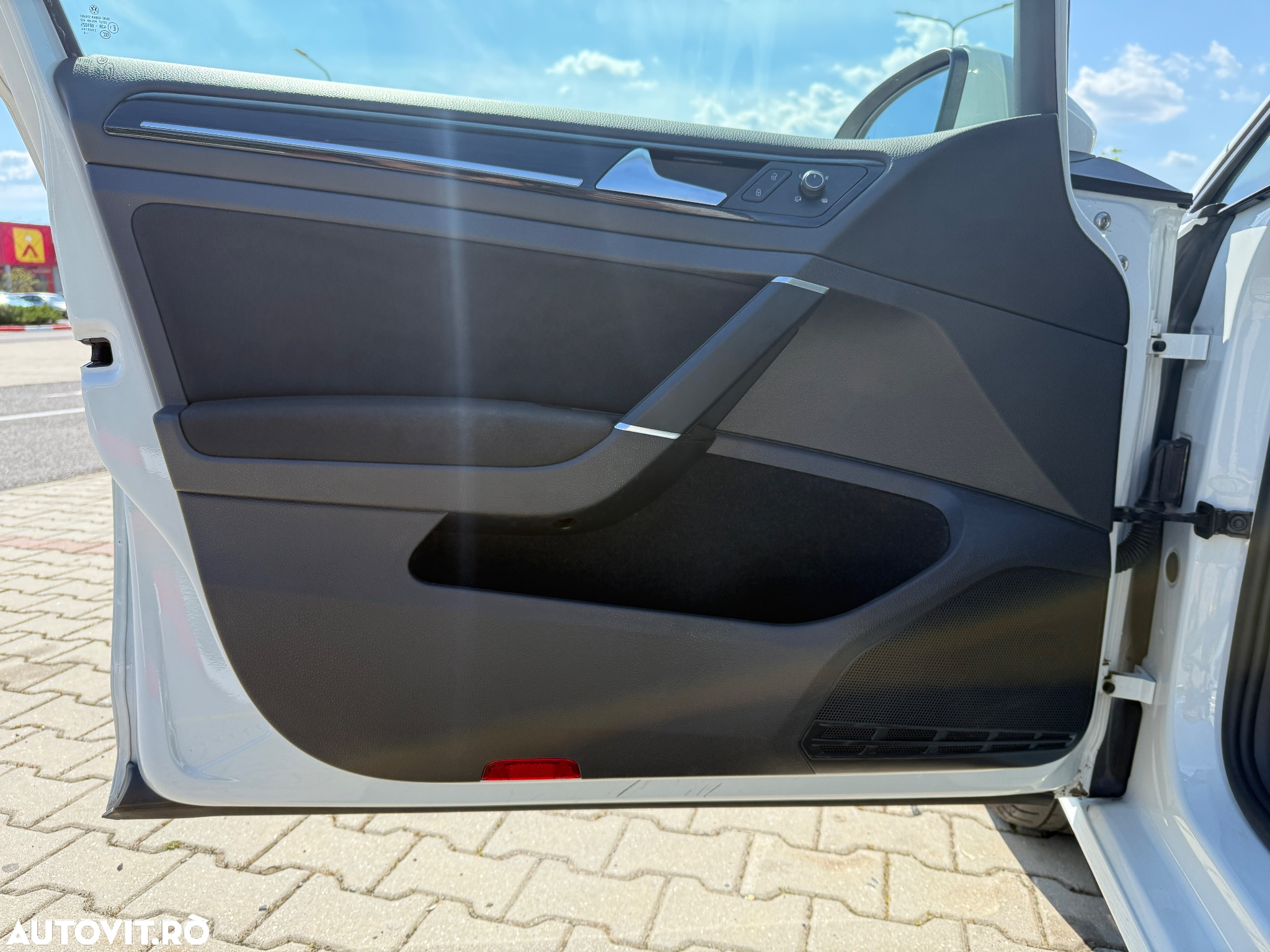 Volkswagen Golf 2.0 TDI DSG Highline - 12